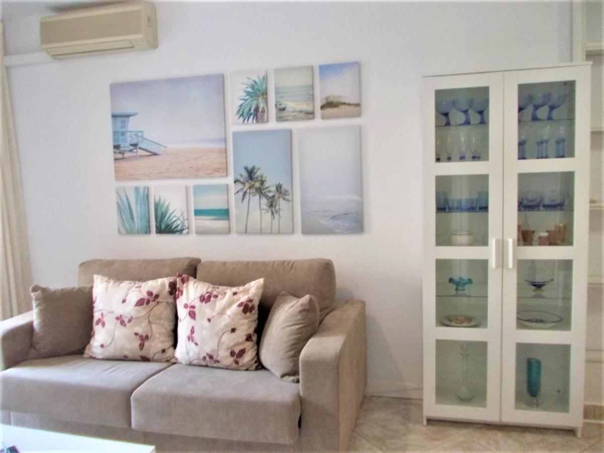 Cosy Bungalow Near Beach ตอร์เรเวียคา ภายนอก รูปภาพ